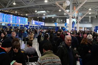 Ταλαιπωρία από σήμερα στον έλεγχο διαβατηρίων του «Ελευθέριος Βενιζέλος»